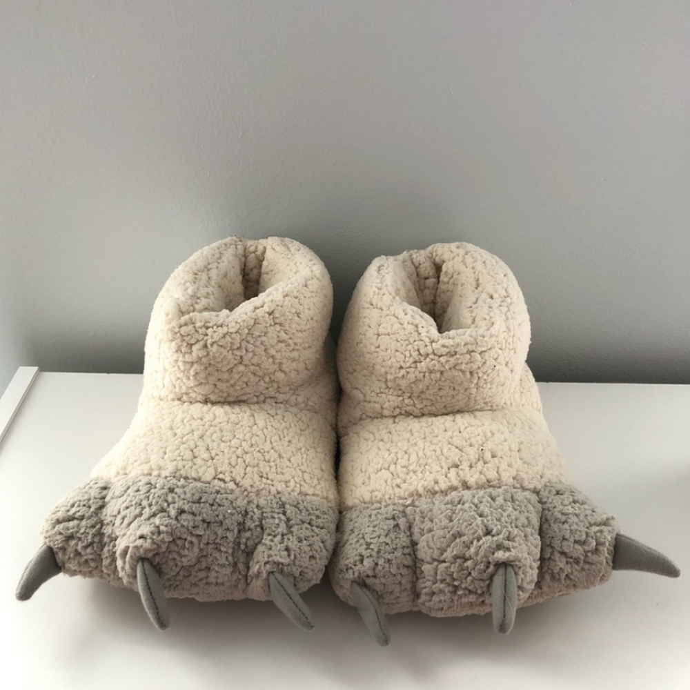 Unisex White monster claw dinosaur polar bear slippers Size 5-9+